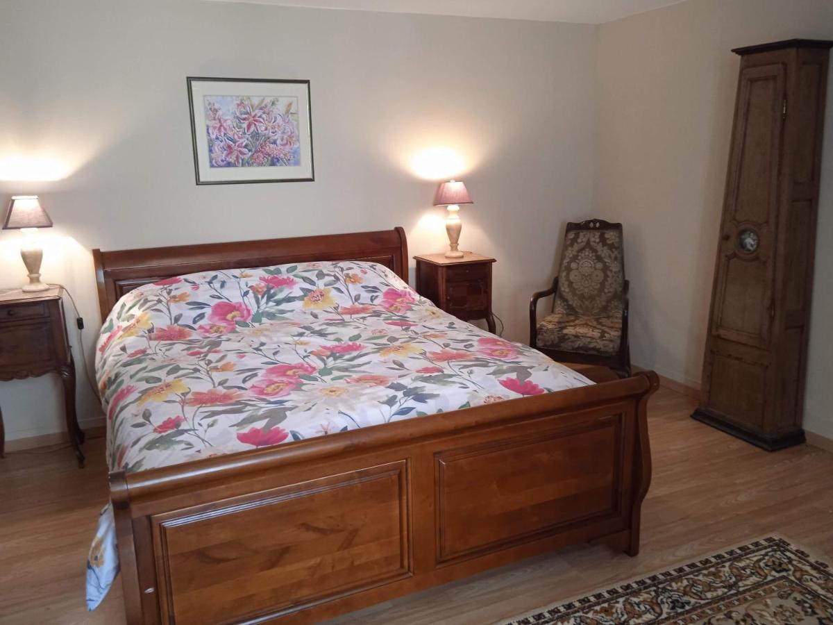 Charming Detached 2 Bedroom Ancient House In Medieval Quarter Of A Small Town In The Pays De La Loire, France Sille-le-Guillaume Ngoại thất bức ảnh